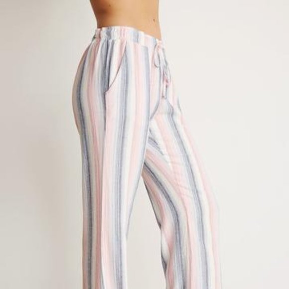 #63❤️ BELLA DAHL - Slide Slit Wide Leg Pant - Picture 2 of 6
